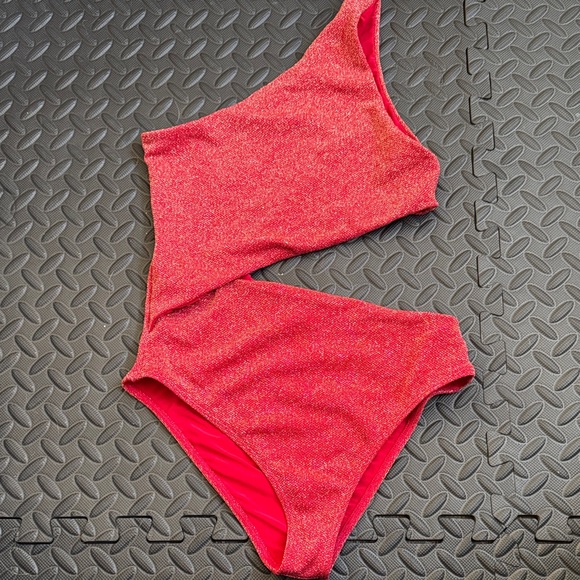 Beach Riot Red One-Shoulder Cutout One Piece - Picture 4 of 4